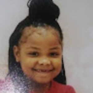 Meet your Posher, Queneishea